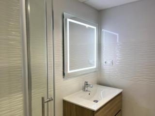 CD-Estudio, estudio a estrenar acogedor y funcional, céntrico, barrio tranquilo - Malaga - 5