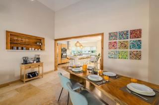 Fantastic 3-Bdr Villa With Gorgeous Pool View - Palm-Eagle Beach - 8