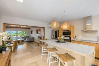 Fantastic 3-Bdr Villa With Gorgeous Pool & View - Eagle Beach - 0