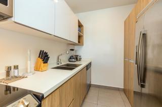 Experience The Groovy Harbour House Lifestyle - Oranjestad - 8