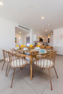 Experience The Groovy Harbour House Lifestyle - Oranjestad - 6