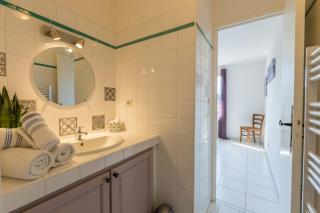 Le Verger, villa lumineuse et agréable avec son espace extérieur clos au cœur de notre vignoble - 5