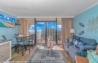 Ocean View Double Suite with Beautiful Decor and Accents Caravelle Resort 1504 Sleeps 6 Guests - Myrtle Beach - 0