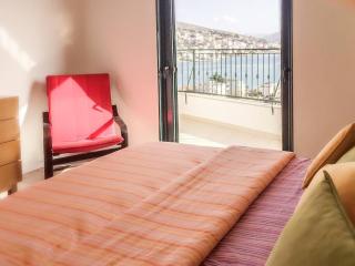 Sunny flat with breathtaking panoramic View - Sarandë - 1