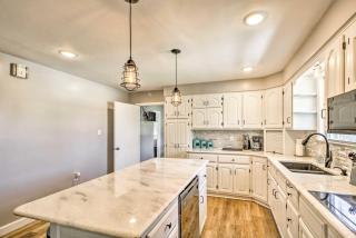 Lakeview Home - 1 Mile from Bull Shoals Lake! - Bull Shoals - 1