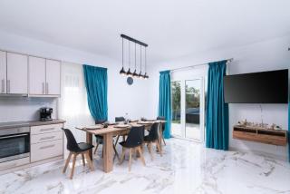 Villa Balux - Kalamaki - 2