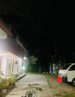 Perlies Inn Studio House - 2