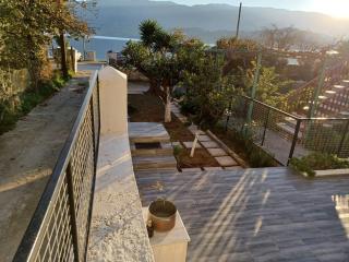 Poros Seaside Suite - 8