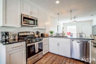 Recently Remodeled Home Close to South Congress - Austin - 1