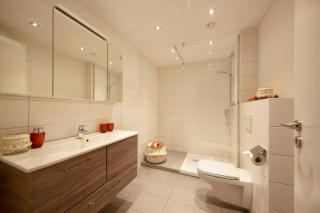 Hotel & Boarding House Schlosserwirt - Mering - 1