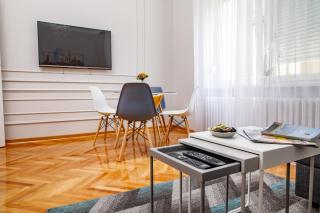 Central Luxury apartment - 3