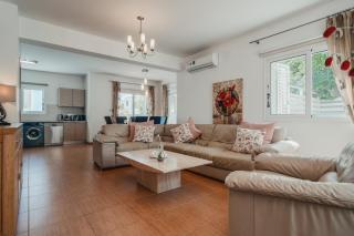 Villa Alana- Protaras - 3