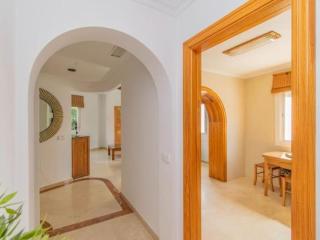 Contemporaly Huge Riyad - 3