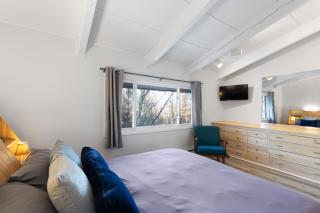 Vermont Getaway! Newly renovated! - Stratton Valley - 1