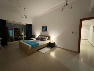 Nice 2 bedroom apartment-minimum 5 night - 4