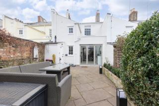 Beautiful Period Home with Five Bedrooms - Cheltenham - 5