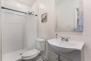 Sleep 10 next to Superdome and downtown - 2