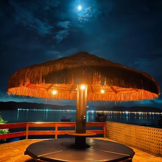 Casa pé na areia para até 14 pessoas em bombinhas - 2