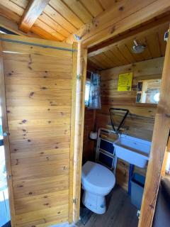 Hausfloßvermietung auf der Peene am Kummerower See in Mecklenburg Vorpommern 15 PS - Dargun - 6