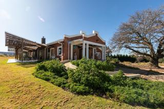 Bali and Eva Midlands - 0