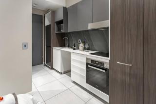 Menlyn Maine - The Trilogy Apartment 1111 - Pretoria - 8