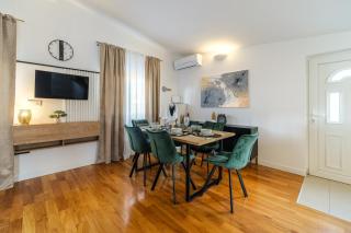 Apartments with a parking space Sutivan, Brac - 20155 - Sutivan (San Giovanni di Brazza) - 1
