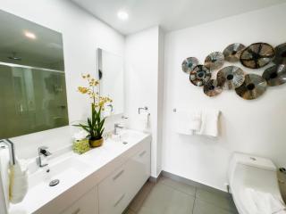 Upscaled And Modern Oceanfront Apartment - Oranjestad - 7