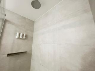 Upscaled And Modern Oceanfront Apartment - Oranjestad - 5