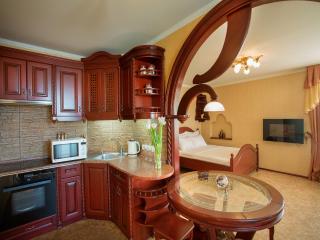 Studio De Luxe with Jacuzzi - Sumy - 0