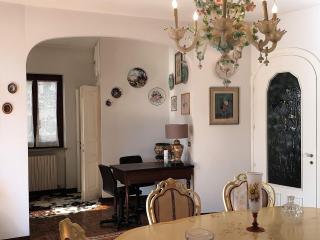 House in Vesime with Stunning Countryside Views - Vesime - 2