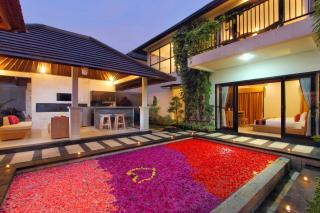 Agata Villas Seminyak - Seminyak - 3