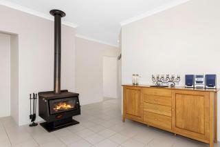 Sandylands Busselton with WiFi - 7