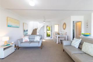 Frangipani 4 spacious townhouse - Shoal Bay - 8