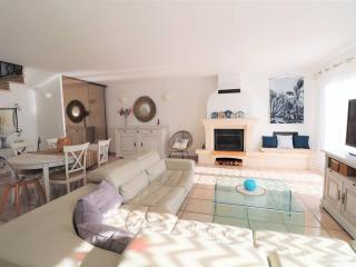 Villa 3 étoiles avec piscine privée, 500m de la plage, 4 chambres pour 6-8 pers. au Grau-du-Roi - FR-1-307-157 - Le Grau-du-Roi - 0