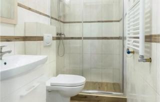 Stunning Apartment In Karwia - Karwia - 2