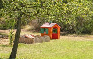 Stunning Home In Béziers - 9