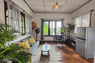 FRONT BEACH BUNGALOW - OUTDOOR SHOWER - Working Desk - Koh Samui - 4