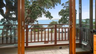 Remarkable Red Beach - Red Beach Holiday Home - Red Beach - 5