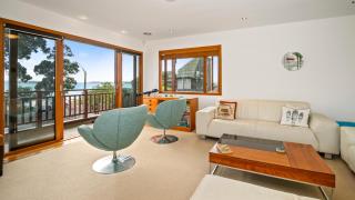 Remarkable Red Beach - Red Beach Holiday Home - Red Beach - 6