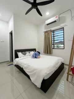 LOW SEASON PROMOTION! 4B12B Mountainville Bungalow - Ipoh - 3
