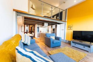 Nottingham Central Lace Market Apartment with Three Bedrooms and Free Parking - Nottingham - 0