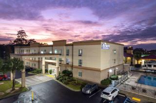 Baymont by Wyndham Savannah South - Savannah - 8