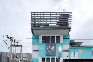 Sans Sunset Point Seminyak - Seminyak - 7