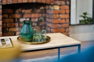 Stylish modern apartment near the city centre with nearby off-road parking - Cardiff - 2