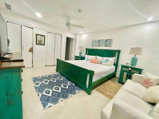 2 Bedroom At The Marbella Towers Beachfront - Juan Pedro - 5