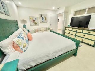 2 Bedroom At The Marbella Towers Beachfront - Juan Pedro - 4