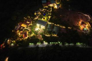Honeydewwz Exoticaa Hotel & Resort - Chikmagalur - 9
