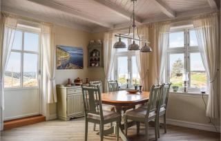 4 Bedroom Nice Home In Bekkjarvik - Bekkjarvik - 5