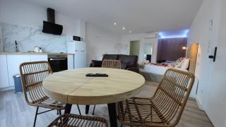 Hospedium Apartamentos Galitrips A Casa Da Reina - 7