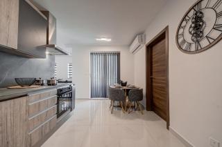 Central Apartments - St. Paul's Bay - 1